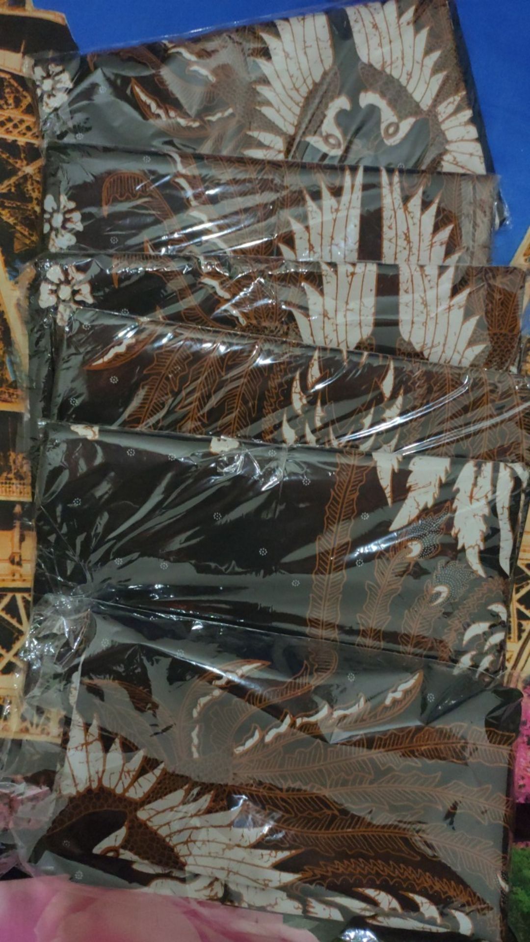 Kain Batik Solo Motif Gunungan Burung Kembar