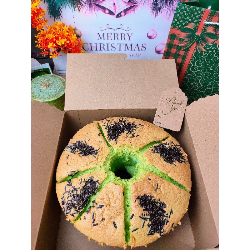 

Chiffon Cake Christmas Hampers