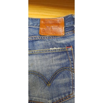 Second Branded Levis Lot 702
