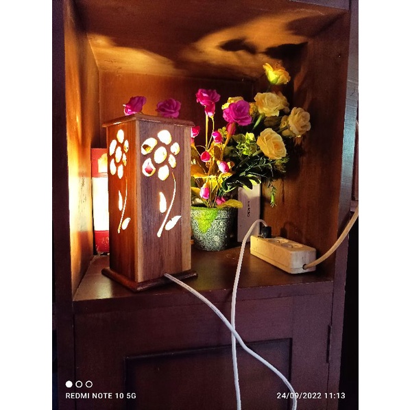 lampu kamar tidur ; lampu hias ; lampu kamar ; lampu sudut
