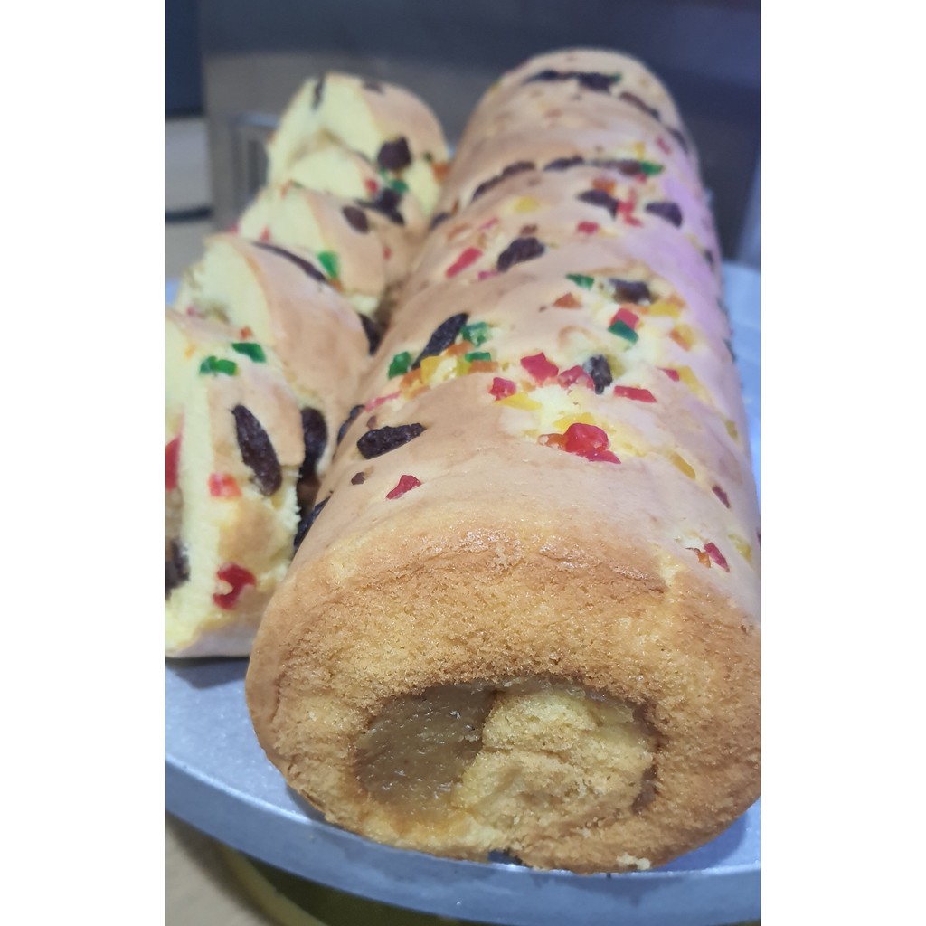 

ROLL CAKE KISMIS SELAI NANAS