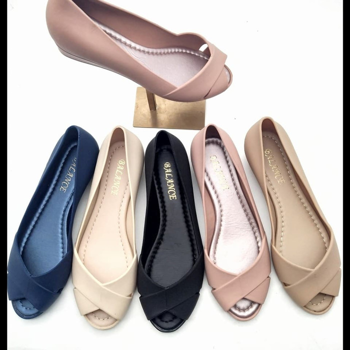 Flat Shoes - Sepatu Jelly Silang / Jelly Shoes Wedges