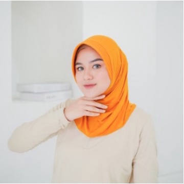HIJAB BERGO SPORT/ HIJAB SPORTY KEKINIAN/ HIJAB INSTAN / HIJAB SPORTY INSTAN BISA COD-MUSTARD