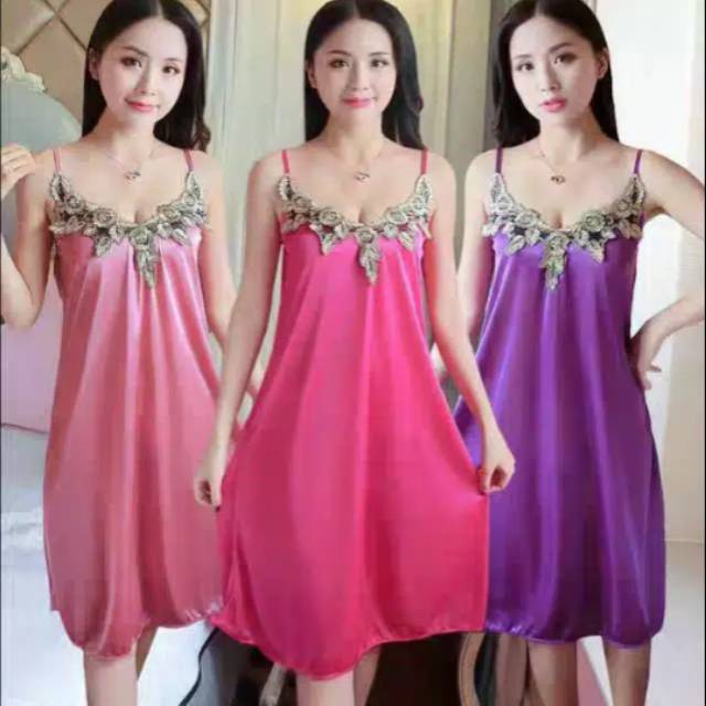 Lingerie tali satu satin