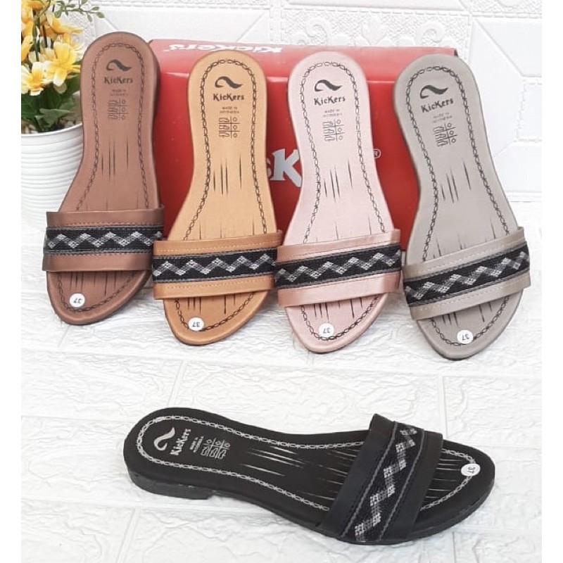 SENDAL SLOP CEWEK TERLARIS SANDAL AMIRA POPULER KICKERS TERMURAH