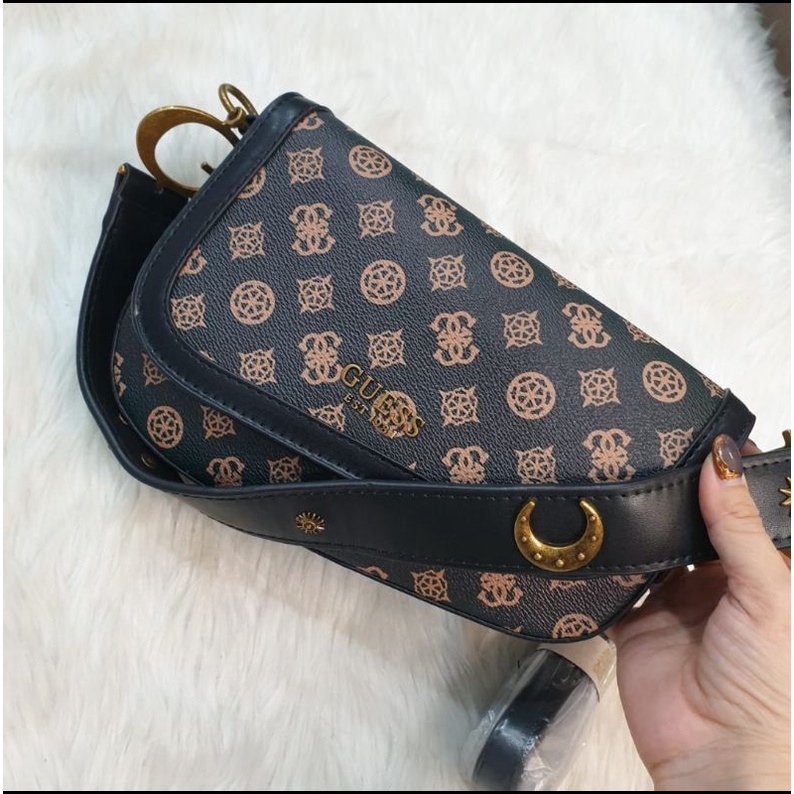 Guess saddle bag Authentic Original