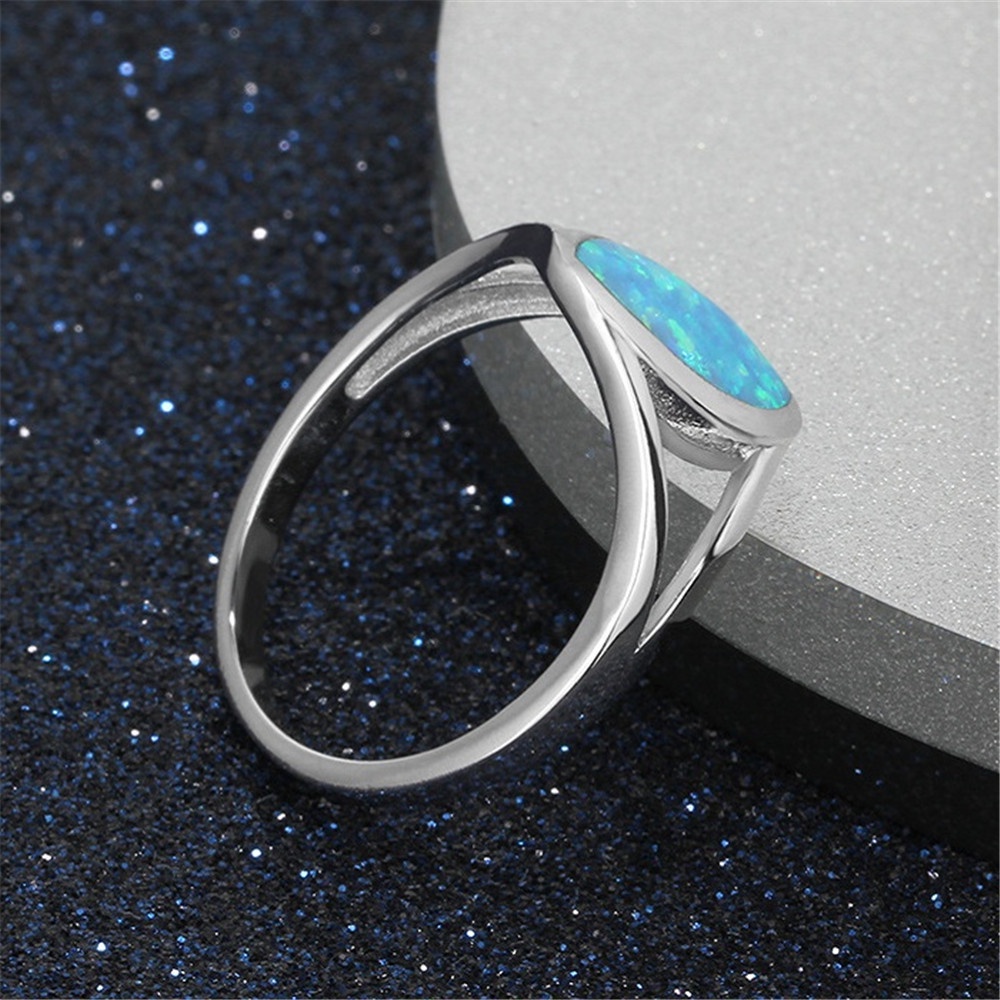 New Fashion Blue Opal Oval Ladies Engagement Ring