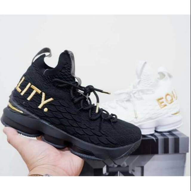 Sepatu basket lebron 15 high equality yinyang