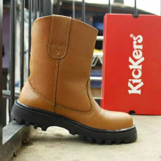 Sepatu boots kerja pria kickers x zoom tan material kulit safety ujung besi