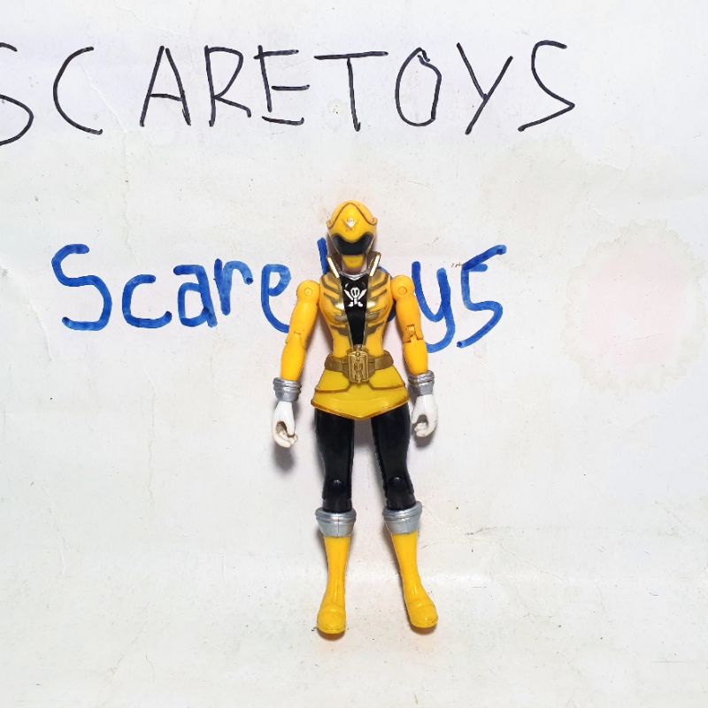 Power Rangers super megaforce yellow ranger - sentai gokaiger
