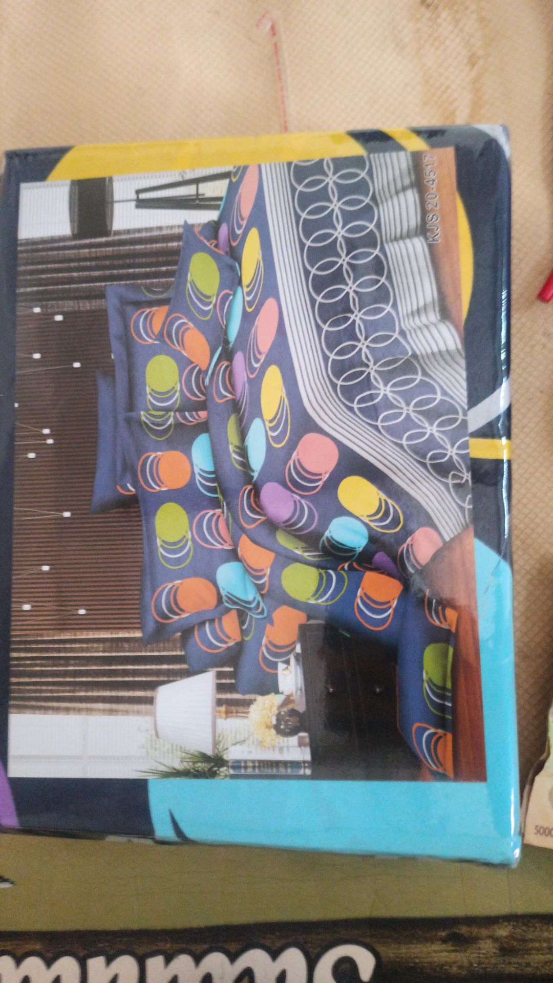Sprei Louvre Karakter Ukuran 180 X 200 - Part Dua