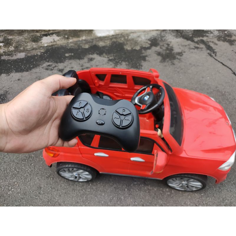 PRELOVED Mobil aki anak/Mainan mobil aki anak