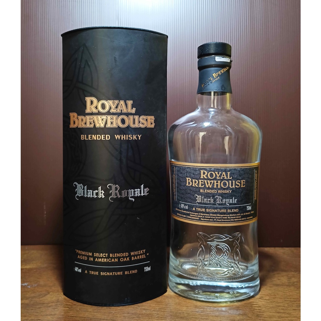 Botol bekas Royal Brewhouse Black 700 ML + Box