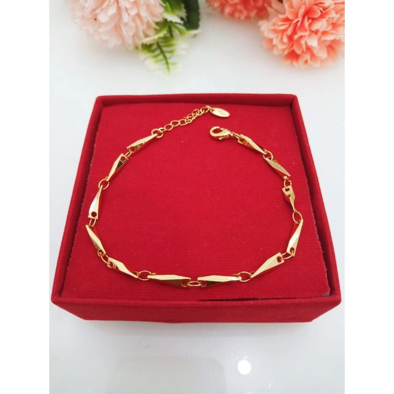 Gelang Titanium Wanita Model Simple Mirip Perhiasan Asli