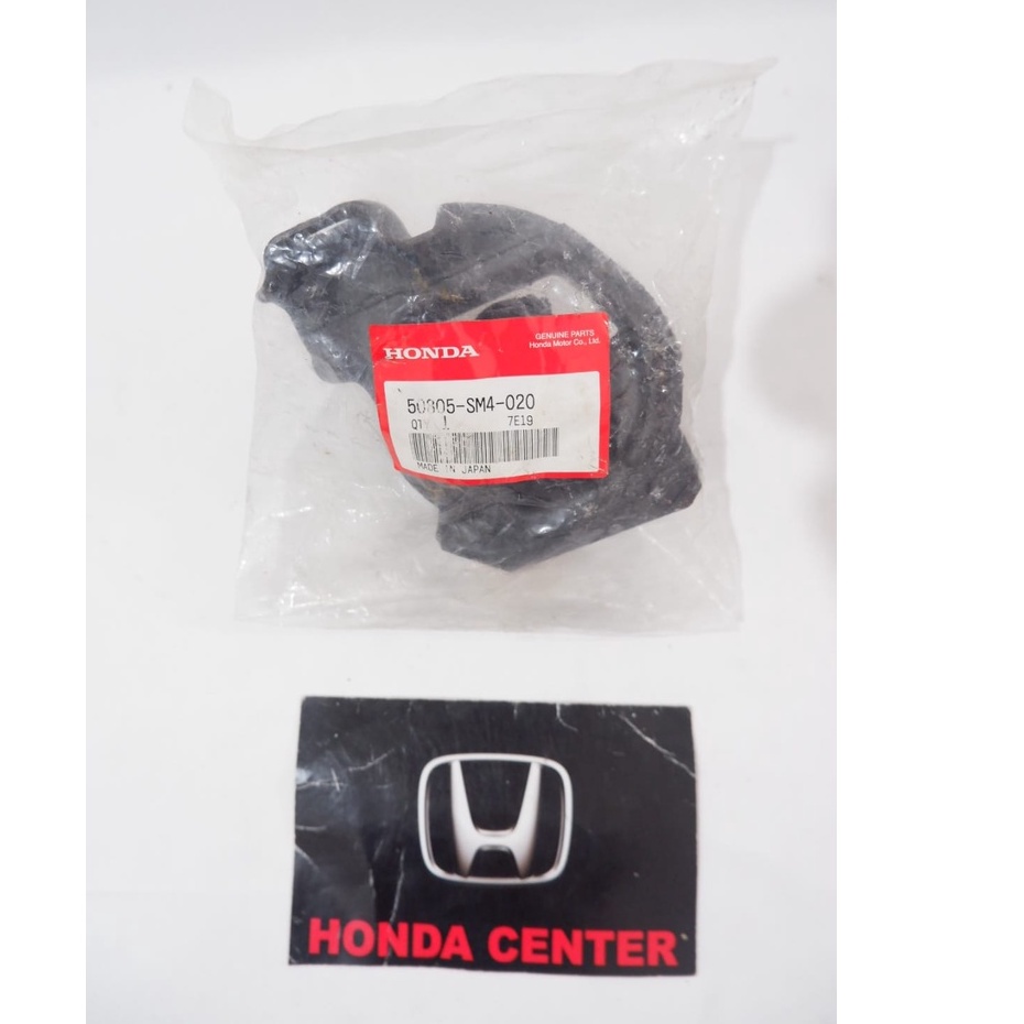 engine mounting gantungan mesin pangkuan mesin kaki mesin kanan accord maestro 1990 1991 1992 1993 manual accord cielo 1994 1995 1996 1997 matik  50805-SM4-020