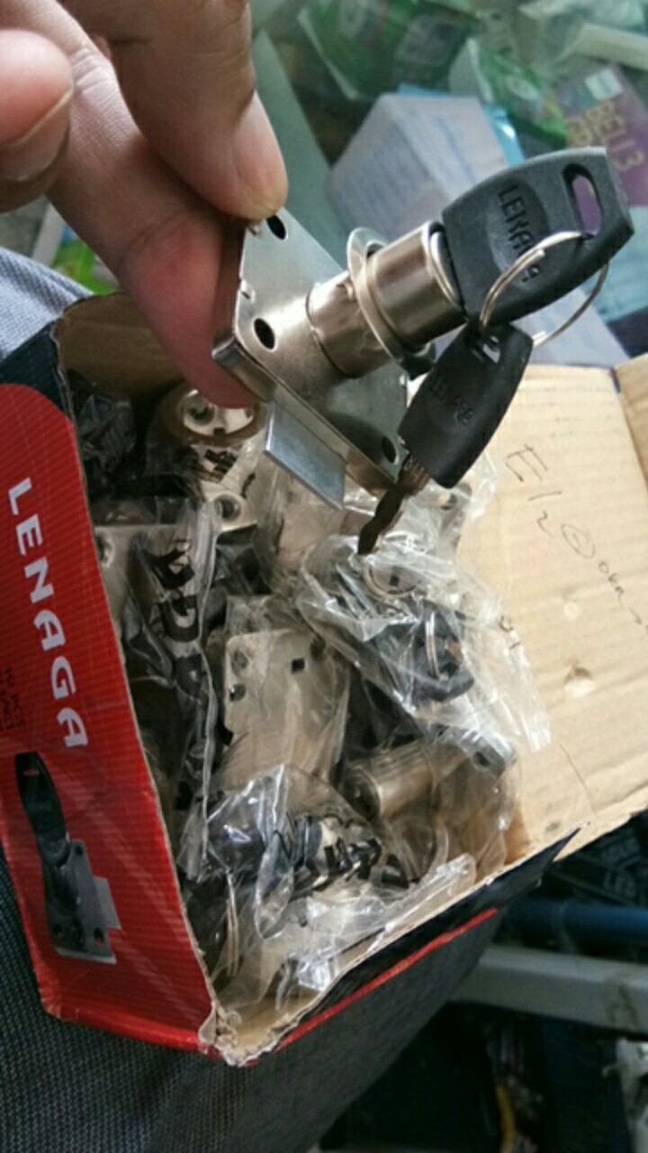 Kunci Lemari / Kunci Laci Huben Lenaga 16mm (303-16mm)  Eak