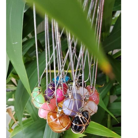 Modern.. [READY STOCK] Barbie Diamond Castle Necklace