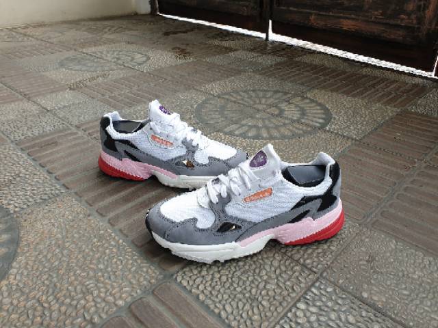 adidas falcon harga