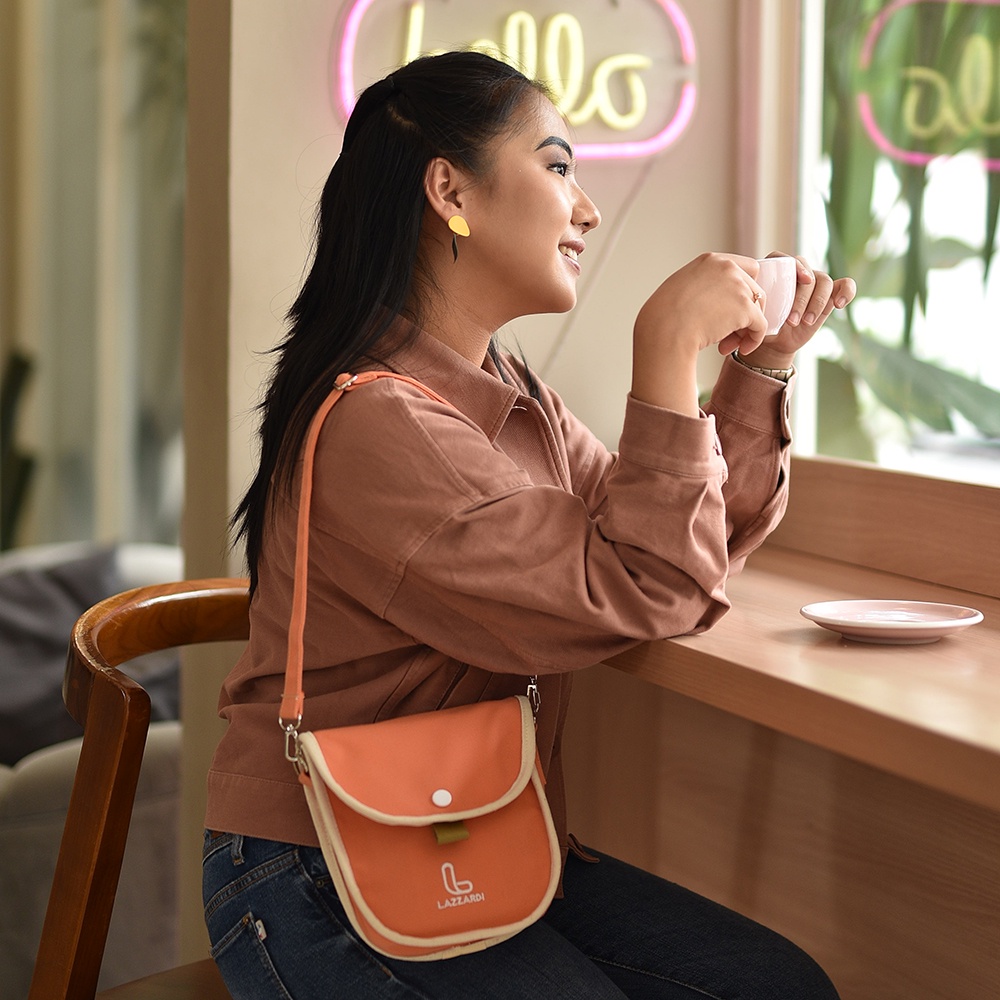 MEORI PEACH |ManNeedMe X LAZZARDI| Tas Handphone Wanita Sling Bag HP ORIGINAL