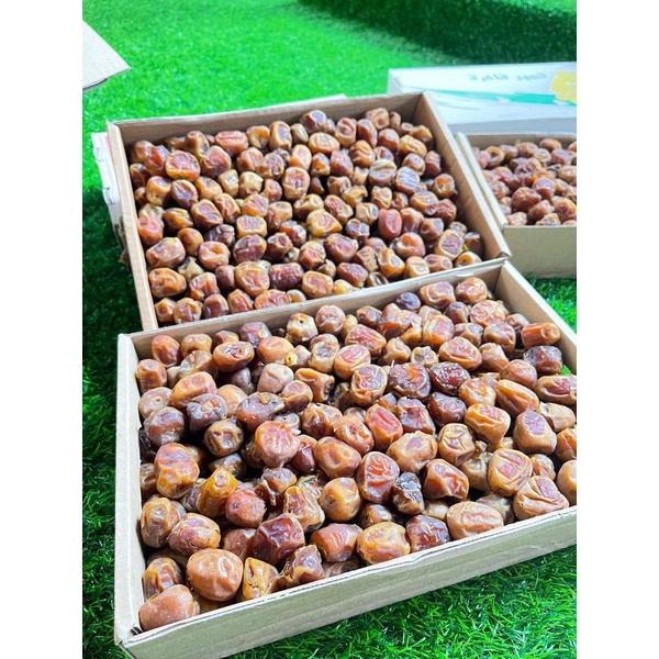 

KURMA SUKARI 1KG / KURMA SUKARI / KURMA RAJA / KURMA AL QOSEEM / KURMA