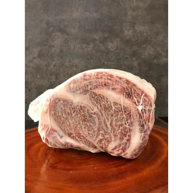 

WAGYU STEAK/BEEF A5/BEEF PREMIUM/YONEZAWA BEEF A5 RIBEYE/DAGING SAPI FSDGDF252