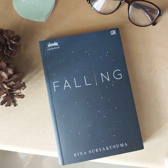 Falling - Rina Suryakusuma