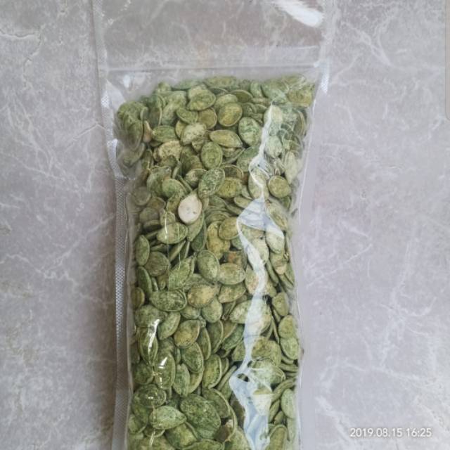 

kwaci hijau green tea dan putih 250gr