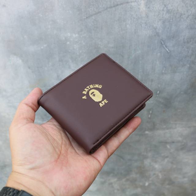 Dompet bape coklat