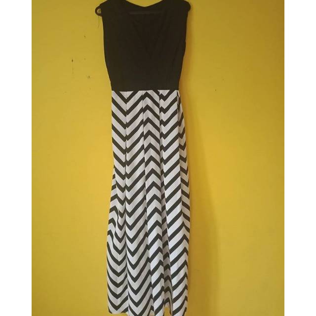 Dress arrow
