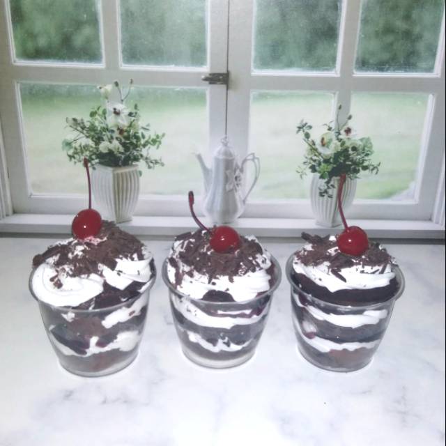 

BLACKFOREST IN JAR