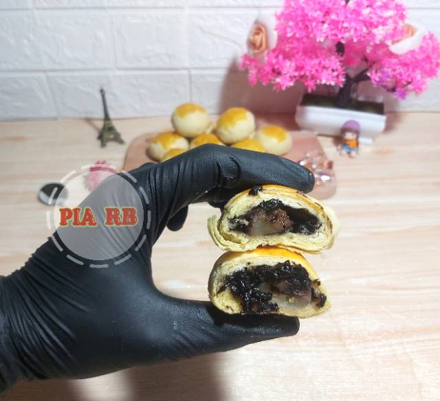 KUE PIA PISANG COKLAT / BAKPIA RASA PISANG COKLAT / PIA RB PISANG COKLAT