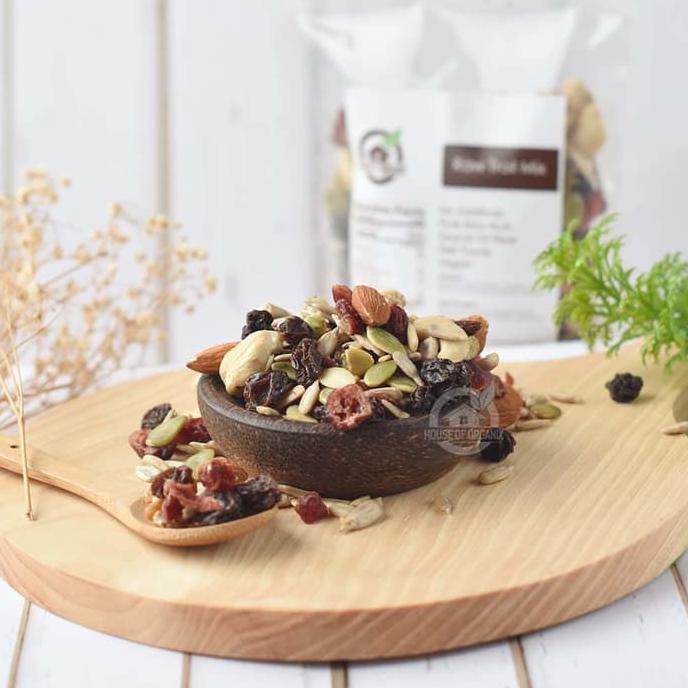 

HOT SALE TRAIL MIX ( MIXED NUTS ) 300 GR