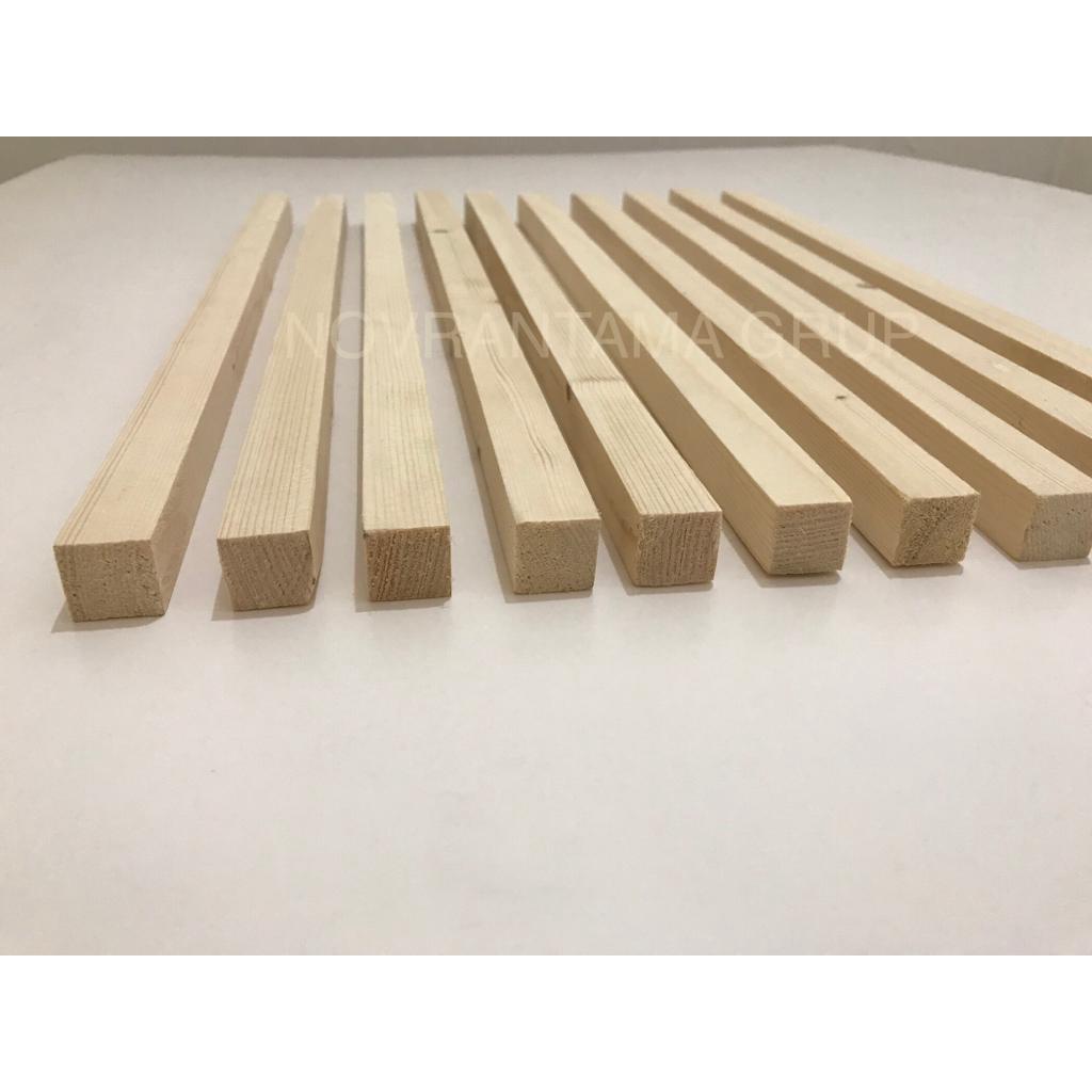 Lis kayu Jati Belanda / Lis Pinus Jati Belanda