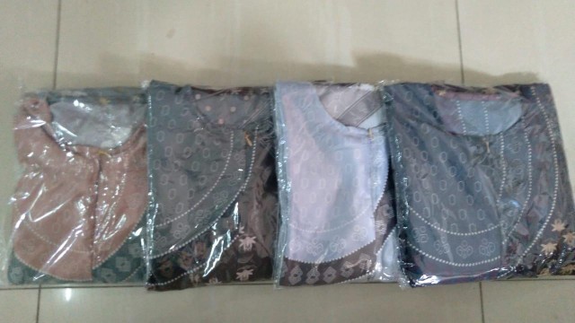 Gamis Maxmara /gamis Dior Silk /gamis Remaja /gamis Terbaru 2021 /gamis Eklusif /gamis Batik