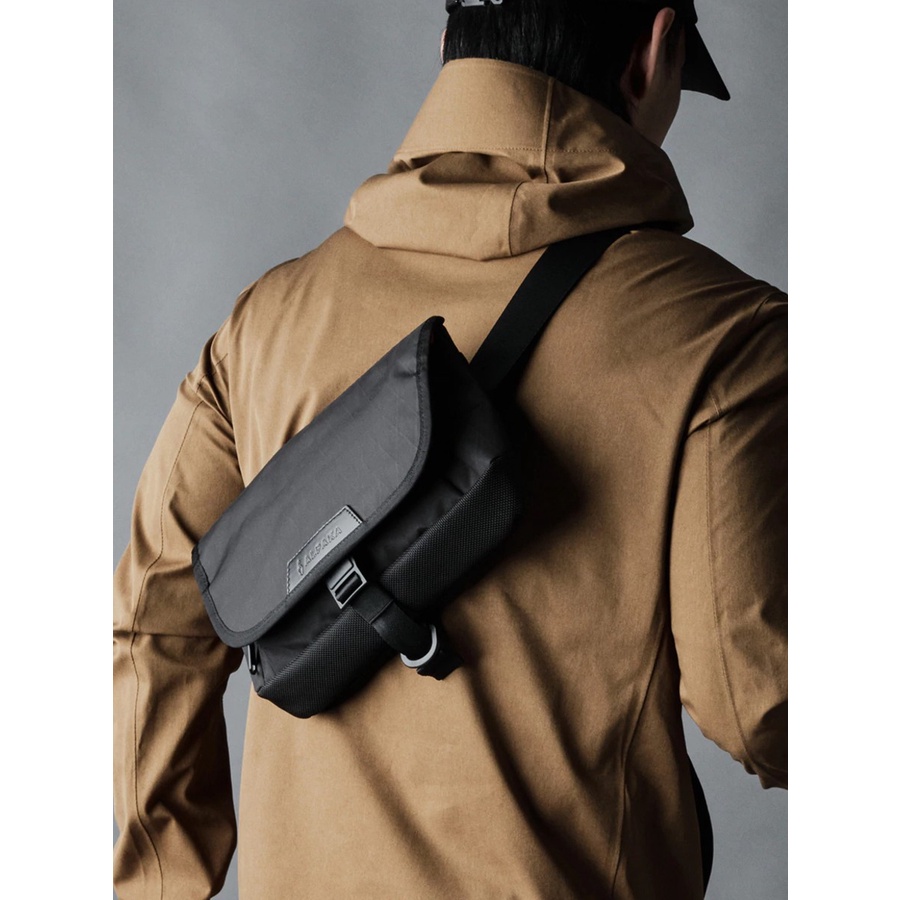 Tas Selempang Pria Alpaka Air Sling V2 iPad Mini 6 Inch 4L Bag Cross Body