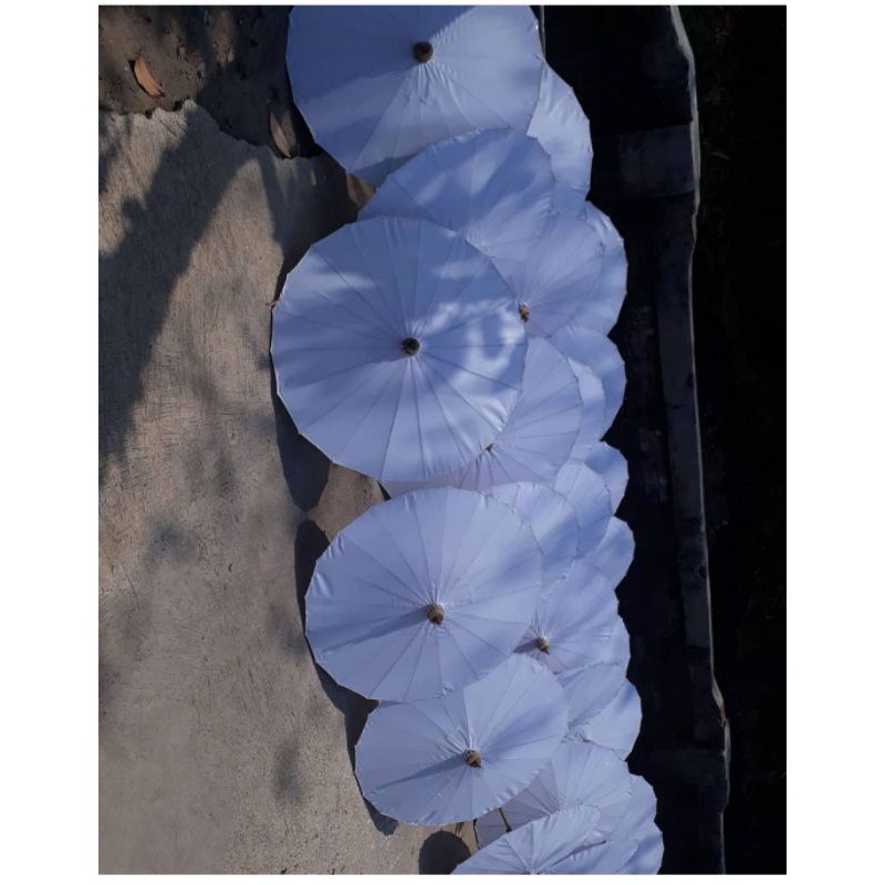 

Payung Lukis Polos untuk lomba lukis dll