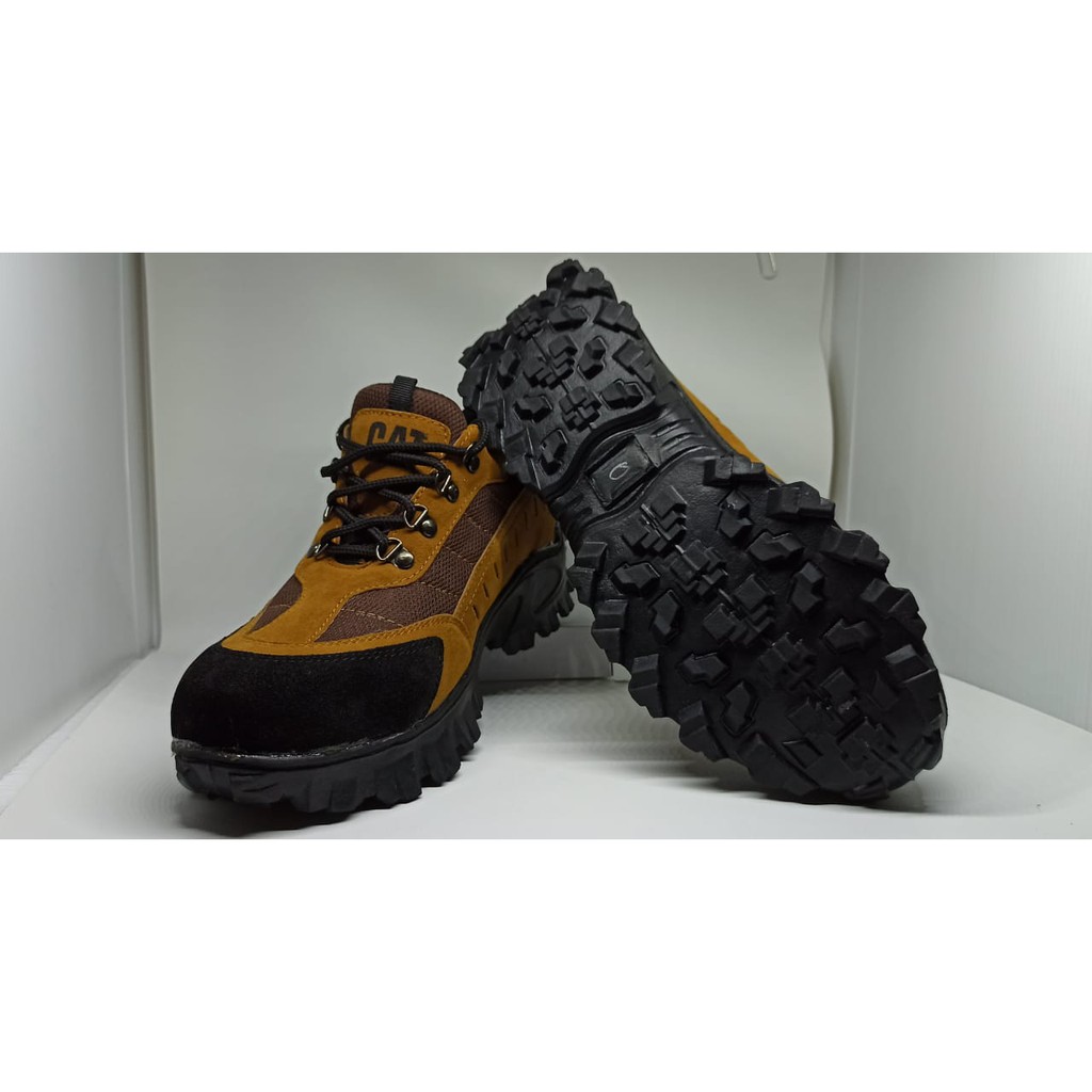 SEPATU SAFETY CAT BOOTS KEREN