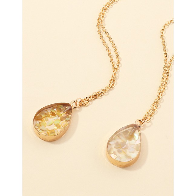 LRC Kalung Fashion Golden Geometric Oval Resin Alloy K4581X