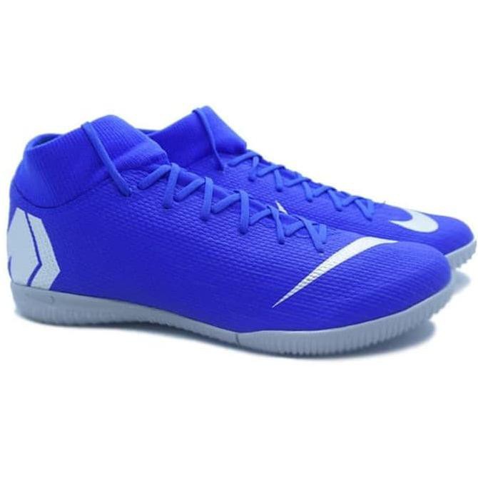 Nike JR Superfly 6 Academy IC Hallenschuhe Kinder Schwarz.