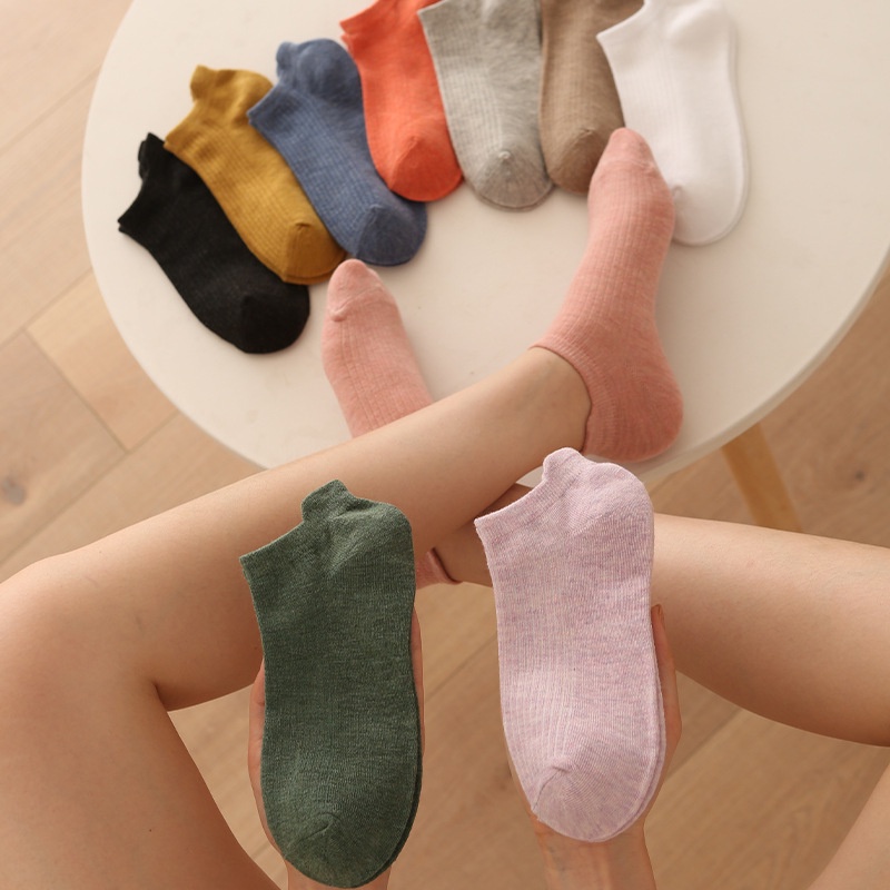 OVERFLOWS.ID  KAOS KAKI WANITA SOLID COLOR WARNA POLOS TEXTURE GARIS PENDEK SEMATA KAKI MURAH