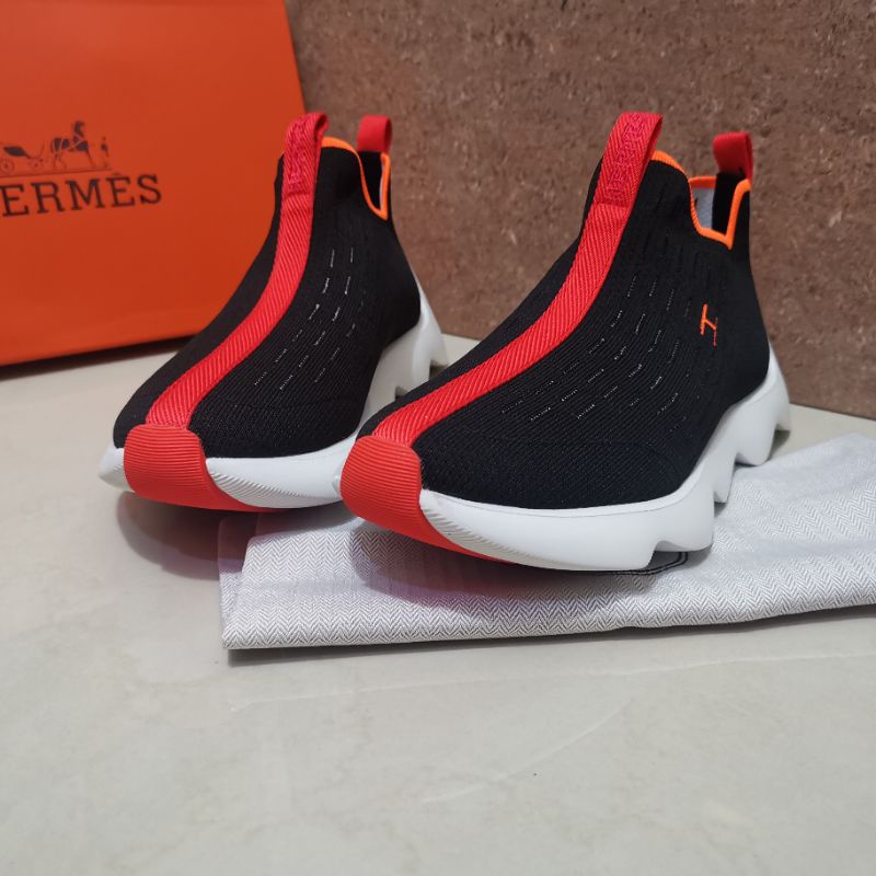 sneaker pria slip on run away men shoes heme2023 sepatu cowok mirror top branded P1SHOES