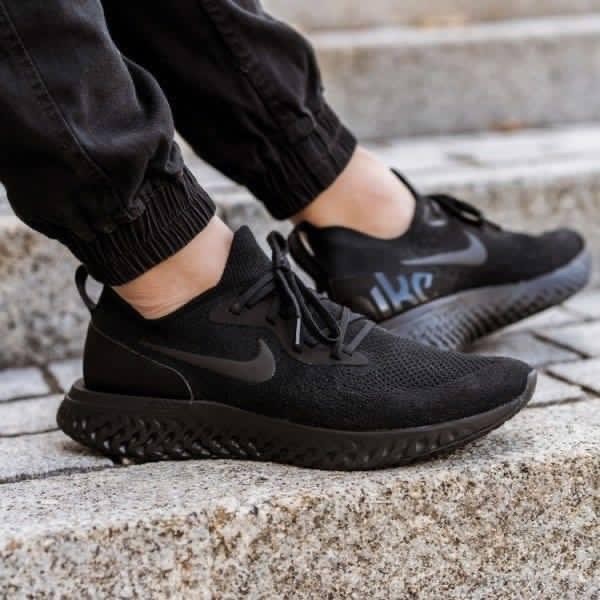 size 7 nike air jordan xi shoes