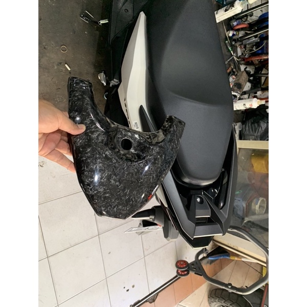 Cover ducktail vario 160 carbon forged
