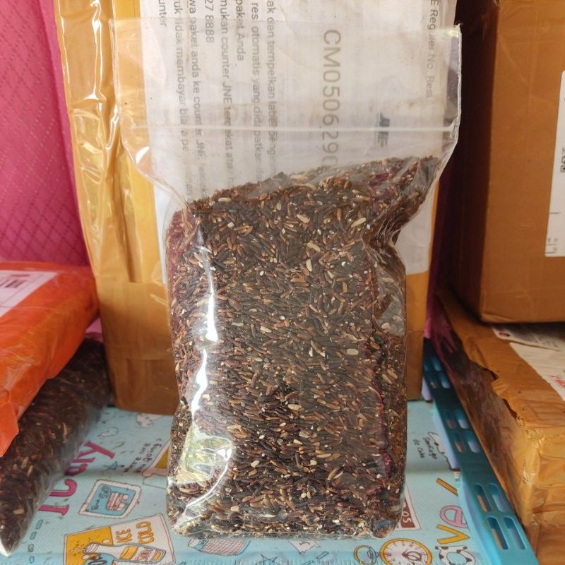 

Beras Hitam (Bukan Ketan) 1kg