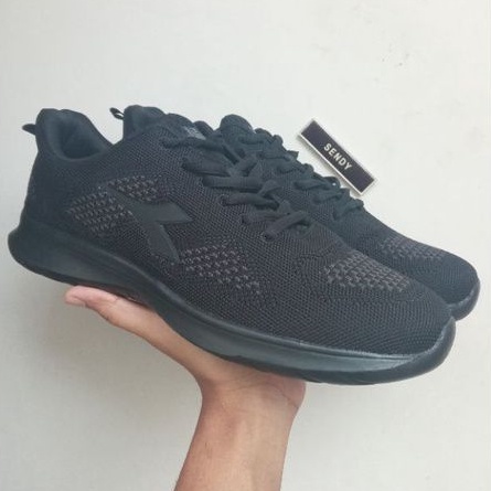 Diadora Juro Mono Black Sepatu Running Diadora Original Sepatu Diadora Juro Sepatu Diadora Original