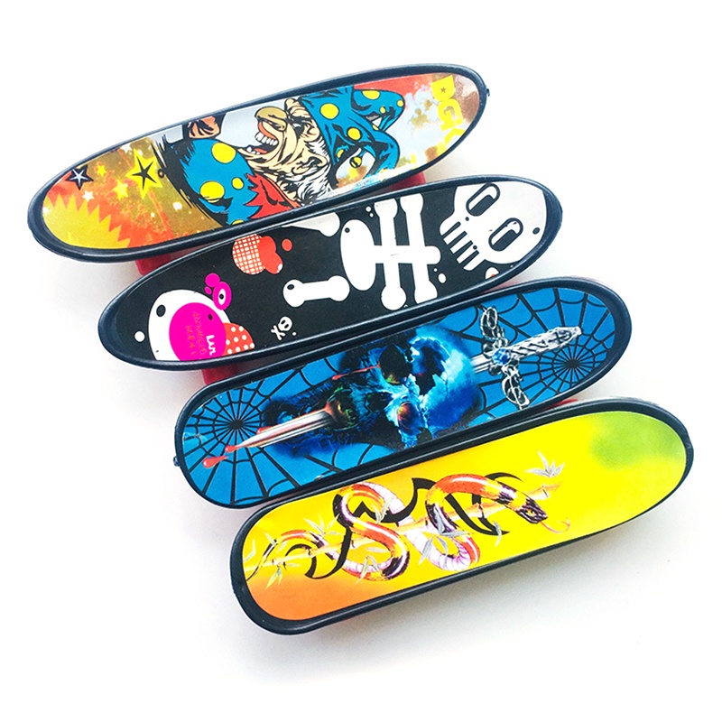 1pc Skateboard Jari Mini Kreatif Bahan Plastik