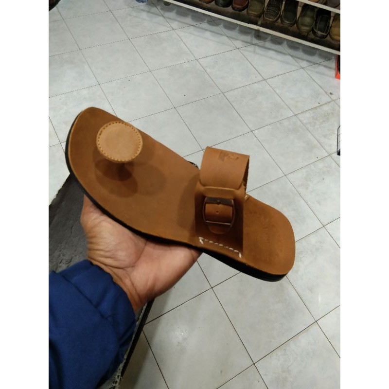 sandal jepit jamur kulit asli berkualitas tinggi