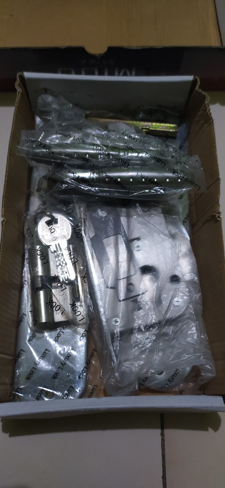 Kunci Pintu Besar Tipe Bulat Bintik Tebal Bagus - Kunci Pintu Rumah - Kunci Set - Kunci Utama