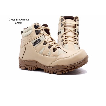 sepatu pria boots safety ujung besi armor cream sepatu muncak gunung hiking terlaris !!