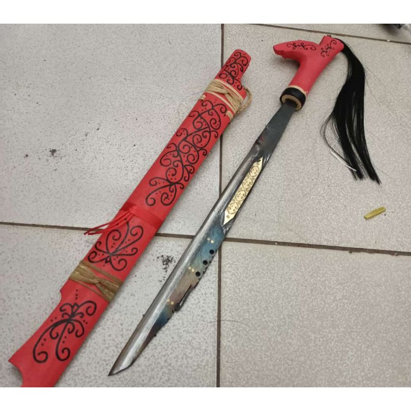 

koleksi khas leluhur dayak kalimantan